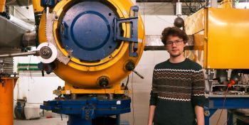 «Я начал заниматься детекторами дома – кустарно, а теперь профессионально – в ИЯФ»